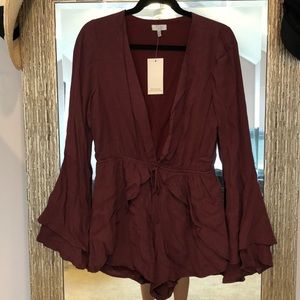 NWT Burgundy Tobi Romper, size M